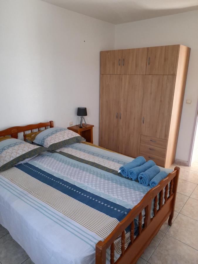 Appartement avec extérieur et parking gratuit Perpignano Esterno foto